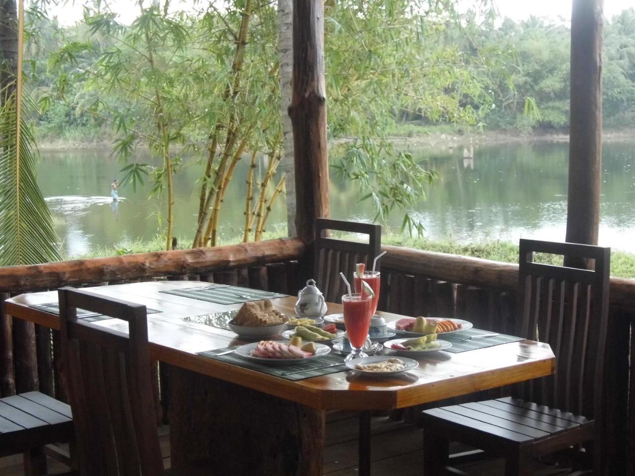 Udawalawa Safari Resort Udawalawe Kültér fotó
